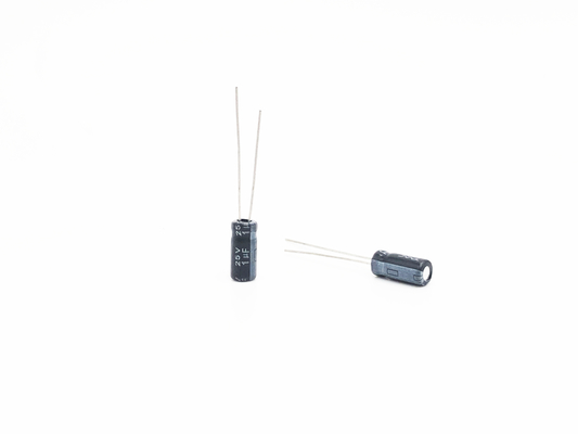 광선인 ISO9001 로에스는 전해 커패시터 1UF25V 5X11mm을 이끕니다