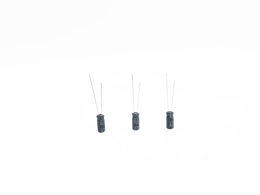 22UF 25V 소형 알루미늄 전기분해 축전기 5X11mm 로에스