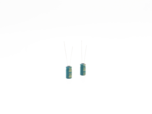 LED 라이트를 위한 8x12MM 4.7UF250V 낮은 ESR 전해 커패시터